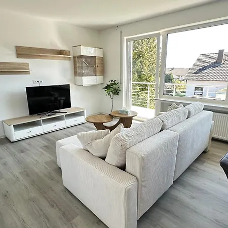 Lägenhet 10 Min Von Legoland Entfernter Familienhaus, Sonnige Familienfreundliche, Grosse 100m2, 3 Zimmerwohnung, Whirlpool Im Garten, Netflix, Wlan, Fuers Erste Fruehstueck Gefuellter Kuehlschrank, Wunderschoener Balkon, Privater Parkplatz My Luxury *