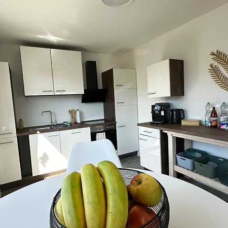 10 Min Von Legoland Entfernter Familienhaus, Sonnige Familienfreundliche, Grosse 100m2, 3 Zimmerwohnung, Whirlpool Im Garten, Netflix, Wlan, Fuers Erste Fruehstueck Gefuellter Kuehlschrank, Wunderschoener Balkon, Privater Parkplatz My Luxury Lägenhet