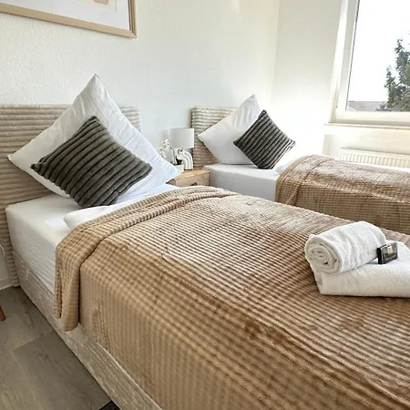 10 Min Von Legoland Entfernter Familienhaus, Sonnige Familienfreundliche, Grosse 100m2, 3 Zimmerwohnung, Whirlpool Im Garten, Netflix, Wlan, Fuers Erste Fruehstueck Gefuellter Kuehlschrank, Wunderschoener Balkon, Privater Parkplatz My Luxury Lejlighed *