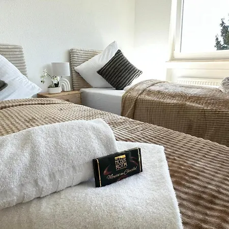 10 Min Von Legoland Entfernter Familienhaus, Sonnige Familienfreundliche, Grosse 100m2, 3 Zimmerwohnung, Whirlpool Im Garten, Netflix, Wlan, Fuers Erste Fruehstueck Gefuellter Kuehlschrank, Wunderschoener Balkon, Privater Parkplatz My Luxury *