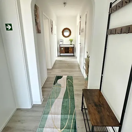 10 Min Von Legoland Entfernter Familienhaus, Sonnige Familienfreundliche, Grosse 100m2, 3 Zimmerwohnung, Whirlpool Im Garten, Netflix, Wlan, Fuers Erste Fruehstueck Gefuellter Kuehlschrank, Wunderschoener Balkon, Privater Parkplatz My Luxury Lejlighed