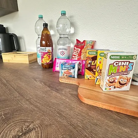 Lejlighed 10 Min Von Legoland Entfernter Familienhaus, Sonnige Familienfreundliche, Grosse 100m2, 3 Zimmerwohnung, Whirlpool Im Garten, Netflix, Wlan, Fuers Erste Fruehstueck Gefuellter Kuehlschrank, Wunderschoener Balkon, Privater Parkplatz My Luxury Günzburg