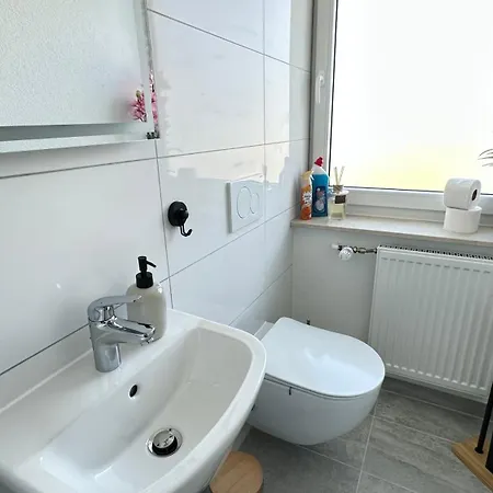 Lejlighed 10 Min Von Legoland Entfernter Familienhaus, Sonnige Familienfreundliche, Grosse 100m2, 3 Zimmerwohnung, Whirlpool Im Garten, Netflix, Wlan, Fuers Erste Fruehstueck Gefuellter Kuehlschrank, Wunderschoener Balkon, Privater Parkplatz My Luxury *
