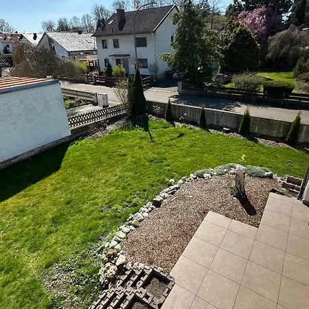 10 Min Von Legoland Entfernter Familienhaus, Sonnige Familienfreundliche, Grosse 100m2, 3 Zimmerwohnung, Whirlpool Im Garten, Netflix, Wlan, Fuers Erste Fruehstueck Gefuellter Kuehlschrank, Wunderschoener Balkon, Privater Parkplatz My Luxury Günzburg