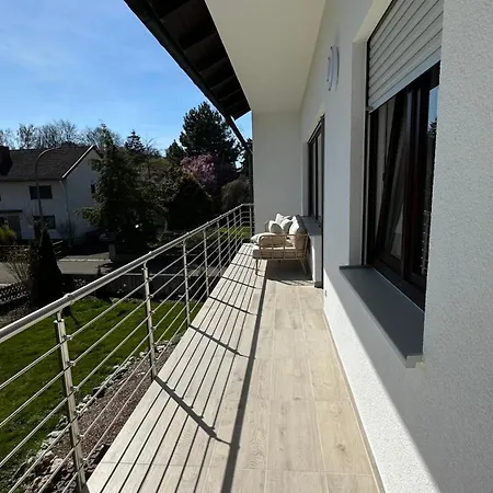 Lejlighed 10 Min Von Legoland Entfernter Familienhaus, Sonnige Familienfreundliche, Grosse 100m2, 3 Zimmerwohnung, Whirlpool Im Garten, Netflix, Wlan, Fuers Erste Fruehstueck Gefuellter Kuehlschrank, Wunderschoener Balkon, Privater Parkplatz My Luxury