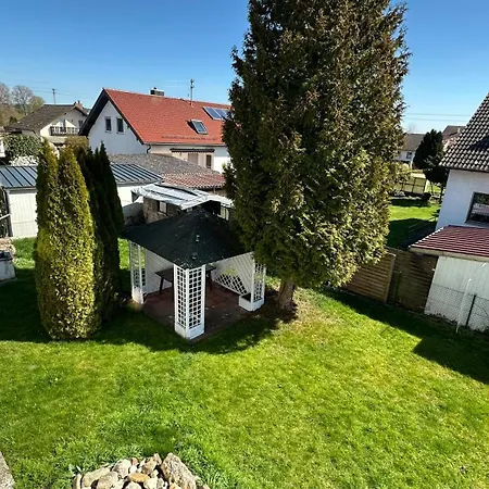 10 Min Von Legoland Entfernter Familienhaus, Sonnige Familienfreundliche, Grosse 100m2, 3 Zimmerwohnung, Whirlpool Im Garten, Netflix, Wlan, Fuers Erste Fruehstueck Gefuellter Kuehlschrank, Wunderschoener Balkon, Privater Parkplatz My Luxury Lejlighed *