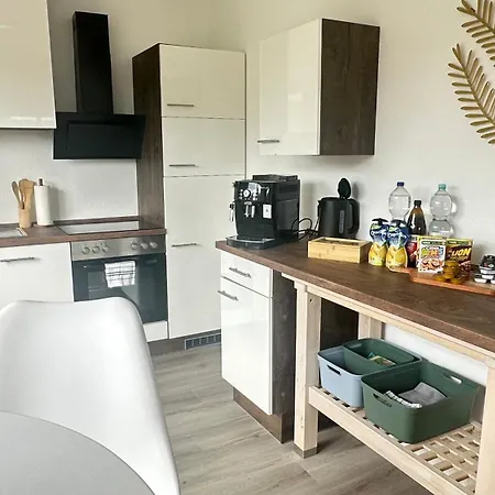 10 Min Von Legoland Entfernter Familienhaus, Sonnige Familienfreundliche, Grosse 100m2, 3 Zimmerwohnung, Whirlpool Im Garten, Netflix, Wlan, Fuers Erste Fruehstueck Gefuellter Kuehlschrank, Wunderschoener Balkon, Privater Parkplatz My Luxury Günzburg